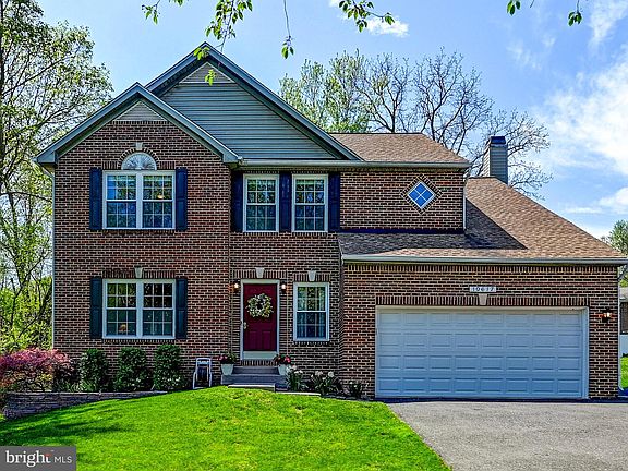 3rd image of 10617 Sourwood Ct