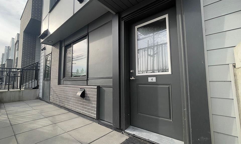1st image of 1419 McCallum Rd #4