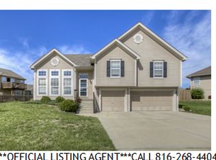 8616 N Myrtle Ave, Kansas City, MO 64156