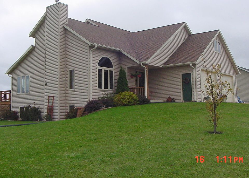 305 E Adams St, Colby, WI 54421 Zillow