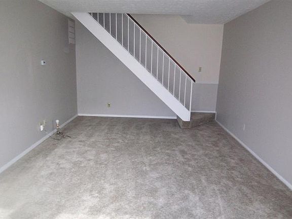 2nd image of 14 Sunnyside Dr #15