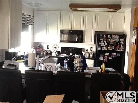 4th image of 2086 Bluehaven Ct