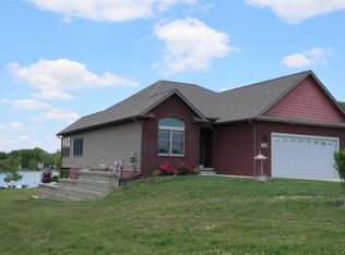 10049 Emerald Dr, Brooklyn, MI 49230