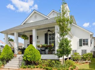 701 Ridgewood Dr, Metairie, LA 70001