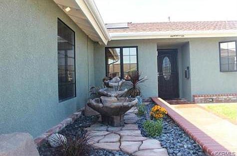 3rd image of 6071 Pickett Ave