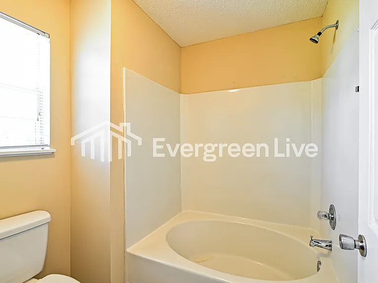 130 Curvewood Rd — Photo 12