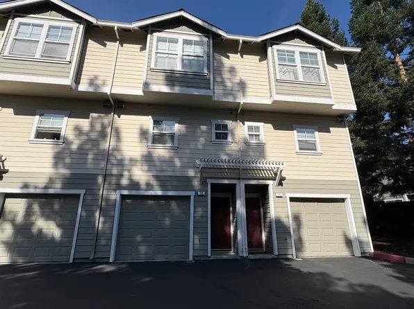 12 Ashford Pl, Martinez, CA 94553