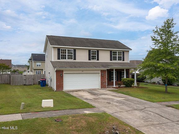 3rd image of 413 Little Creek Court