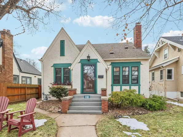 529 Saratoga St S, Saint Paul, MN 55116