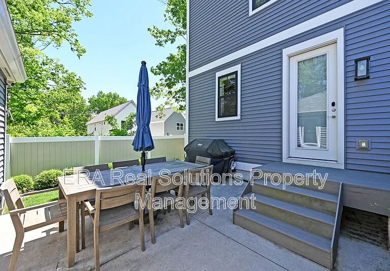 1620 Merrimac St — Photo 17