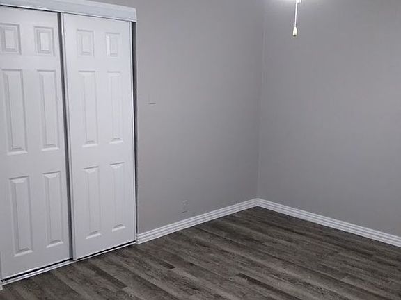 3rd image of 1729 Cox St APT 208