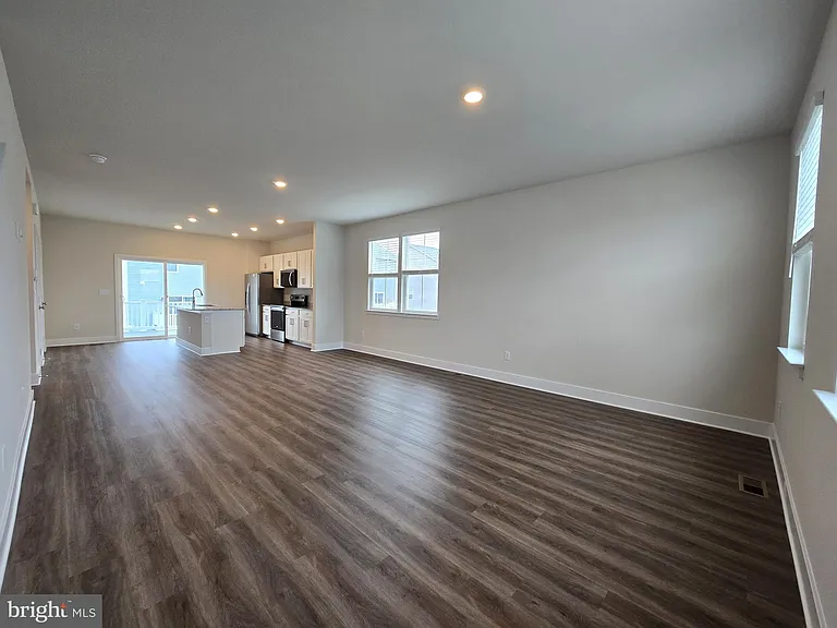 117 Lakota St — Photo 16