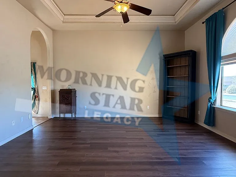 4648 Mesa Rico Dr — Photo 3