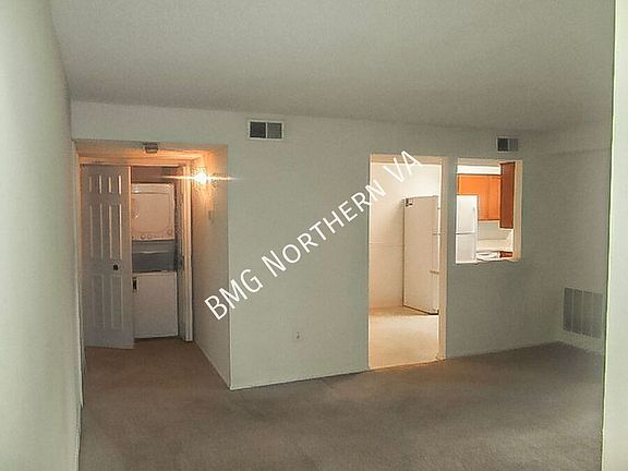 3rd image of 7715 Inversham Dr APT 110