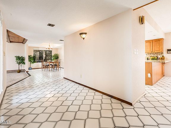 4th image of 7027 W Wagoner Rd