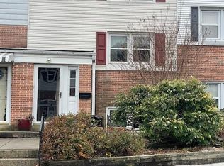 16 Hilbert Ct, Reading, PA 19606