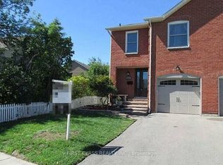 2222 Munns Ave, Oakville, ON L6H 3M8