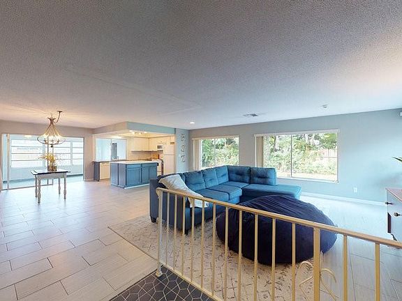 2nd image of 18 Casper Dr