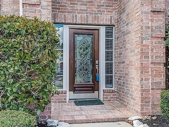 4th image of 23810 Allingham Ln