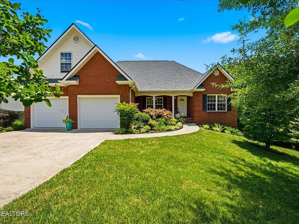 1st image of 8127 Canter Ln