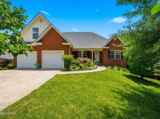 8127 Canter Ln, Powell, TN 37849