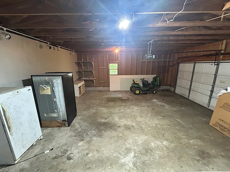 385 N Lakeshore Dr — Photo 10