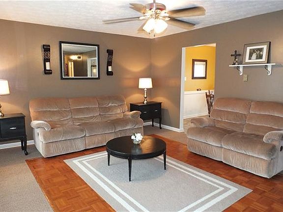 3rd image of 201 Beechwood Dr