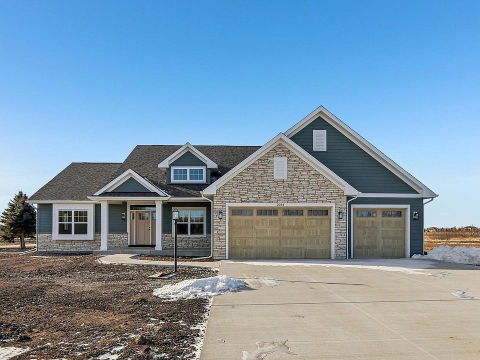 1st image of 2034 Highland WAY