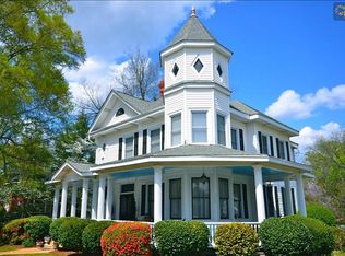 135 N Palmer St, Ridgeway, SC 29130