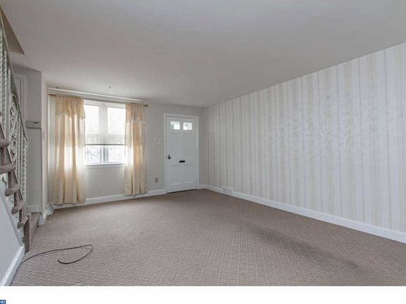5th image of 731 Beech Ave