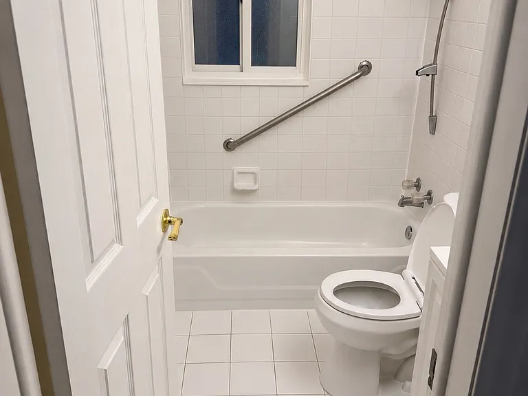 22840 Piper Ave — Photo 7