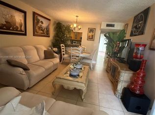 Samari Lake East Condo, Hialeah Gardens, FL 33016