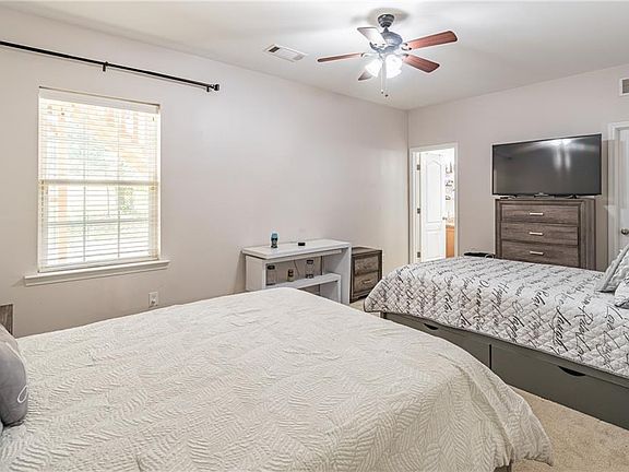 4th image of 1216 Park Pass Way