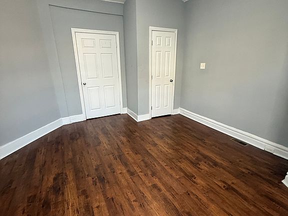 5th image of 313 S 19th St Floor 1