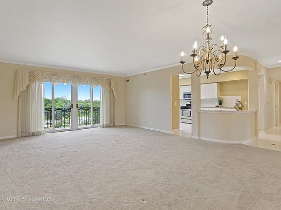 3rd image of 720 Creekside Dr Unit 504B
