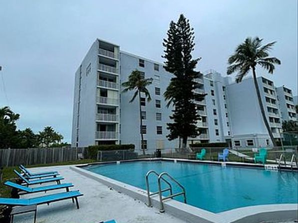 3312 Northside Dr APT 205