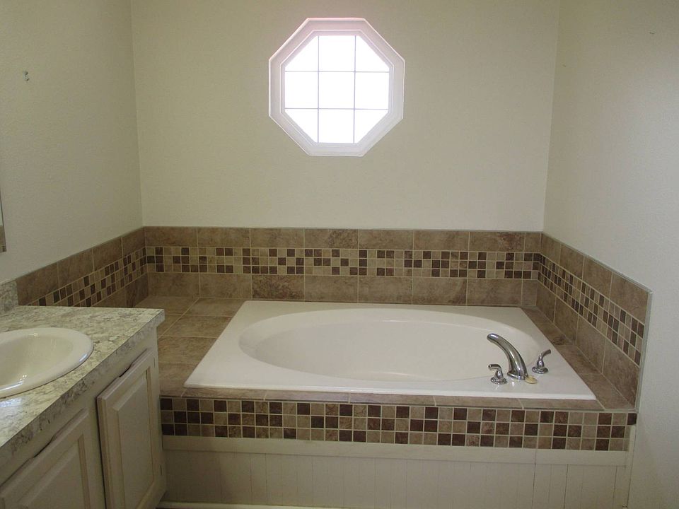 190 Brentwood Dr #190, photo 16