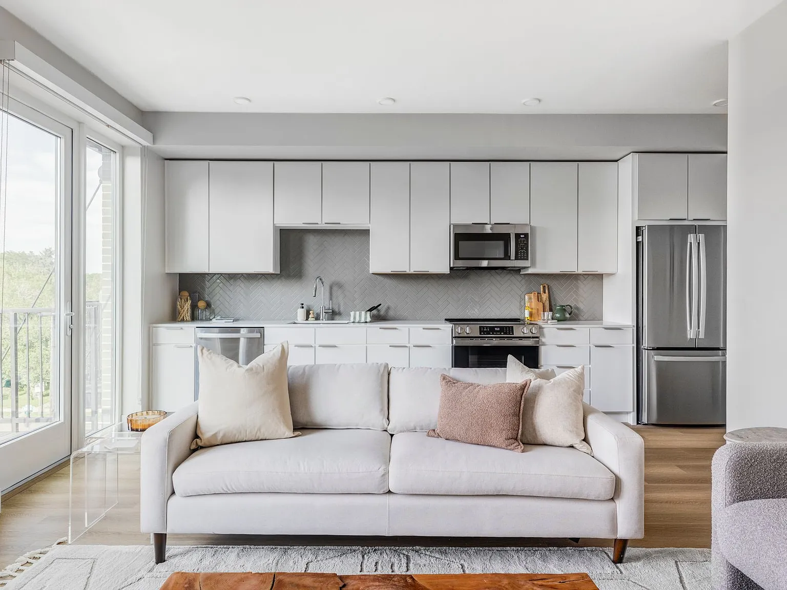 Frameline Apartments — Photo 2