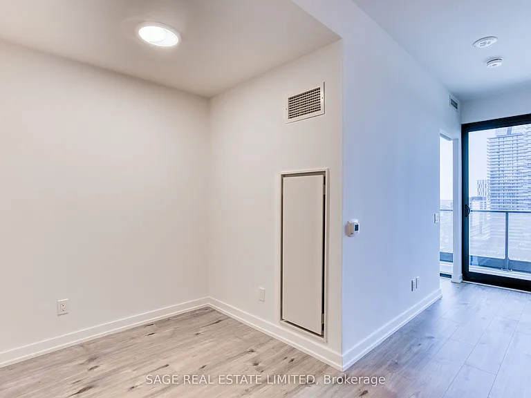 35 Parliament St #1712 — Photo 14