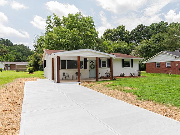 2nd image of 716 Bailey Dr