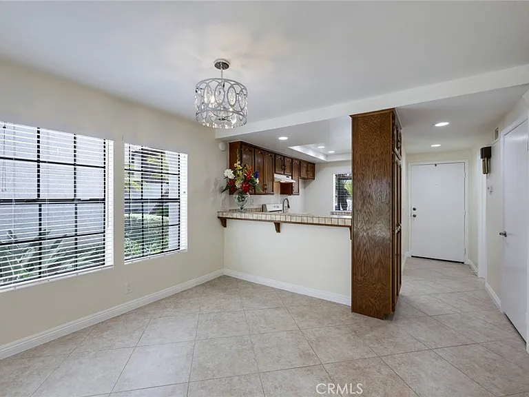 319 Molokai Dr — Photo 9