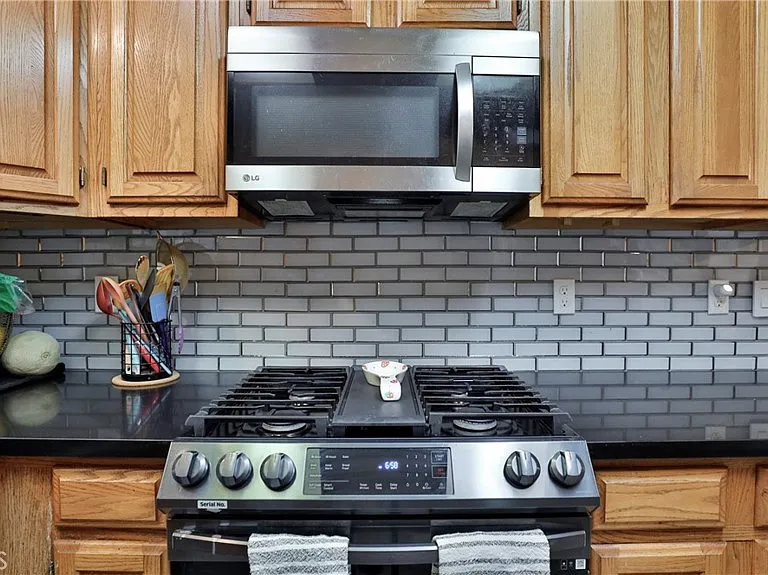 23747 Bowl Rd — Photo 15