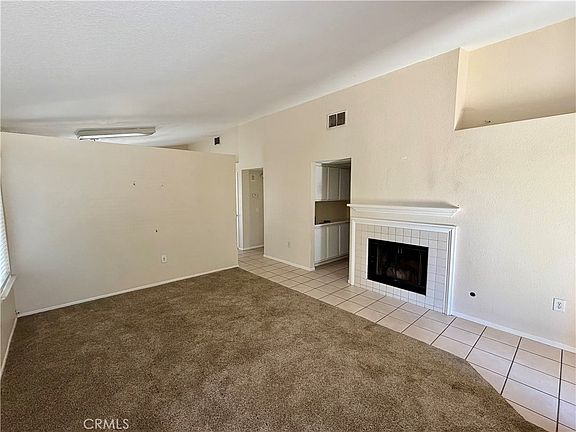 3rd image of 1053 Lilac St