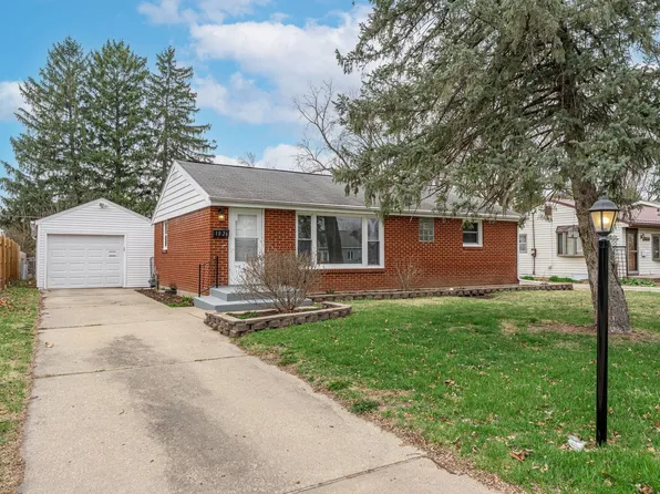 1026 S Saxby Ave, Freeport, IL 61032