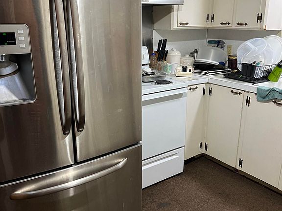 5th image of 2702 Weaver Pl