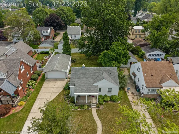 305 S Edison Ave, Royal Oak, MI 48067