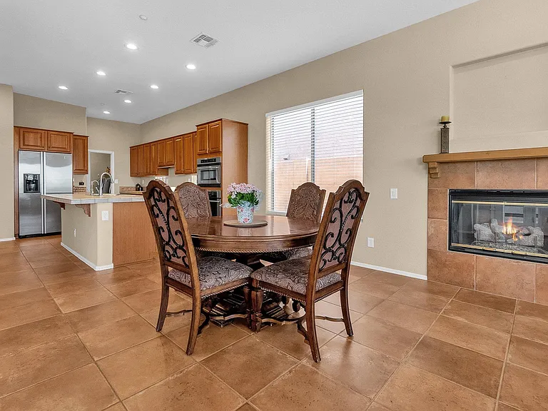 1715 W Ainsworth Dr — Photo 19