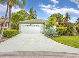 2860 Waters Edge Circle, Greenacres, FL 33413