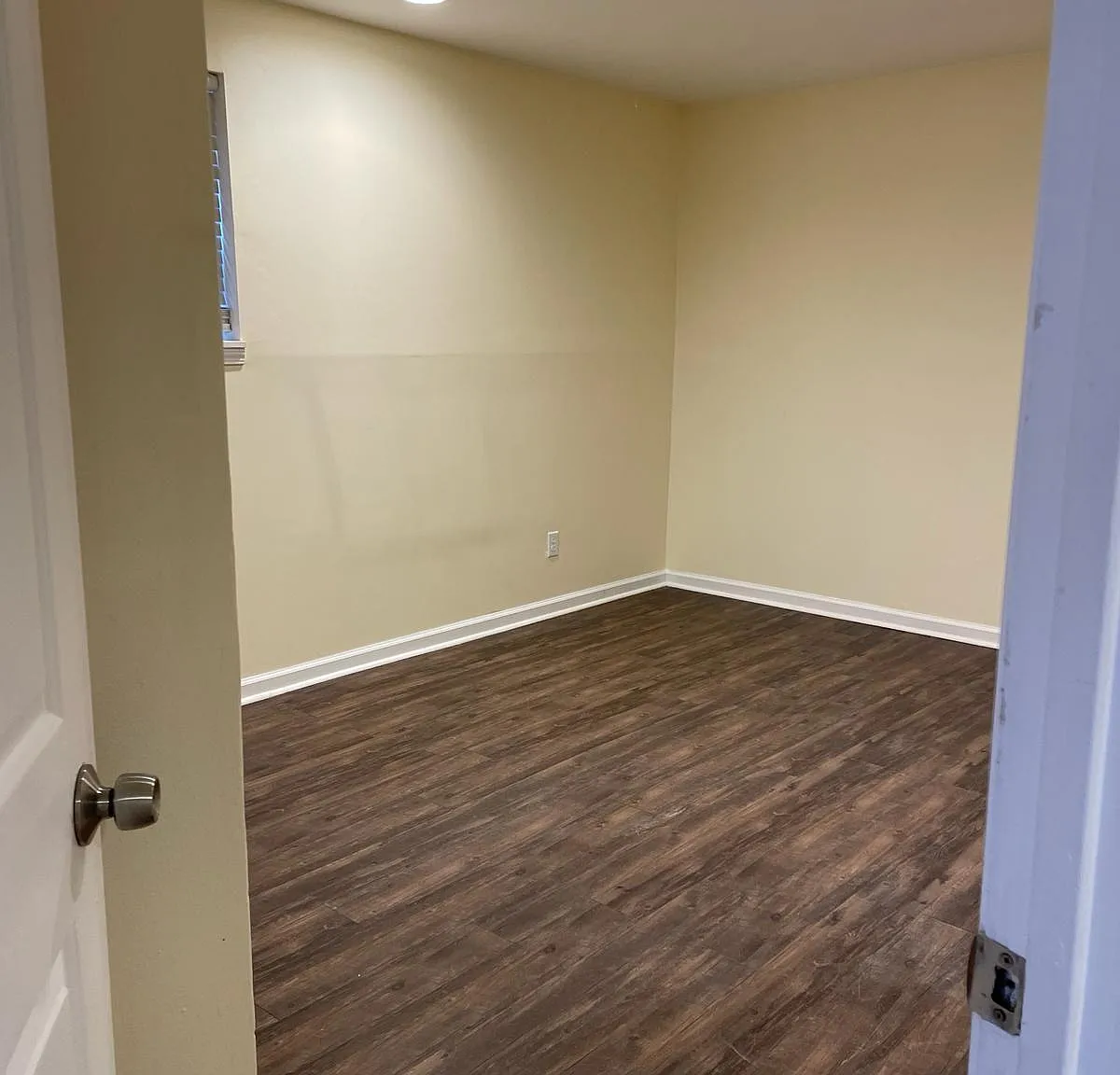 2 bed, 1.5 bath, 1000 sqft, $1,450 — Photo 4