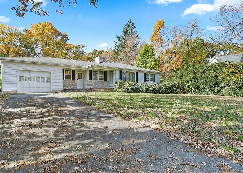 54 Fremont St, Taunton, MA 02780 Zillow